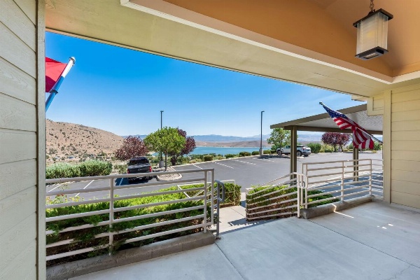 Best Western Topaz Lake Inn Main image